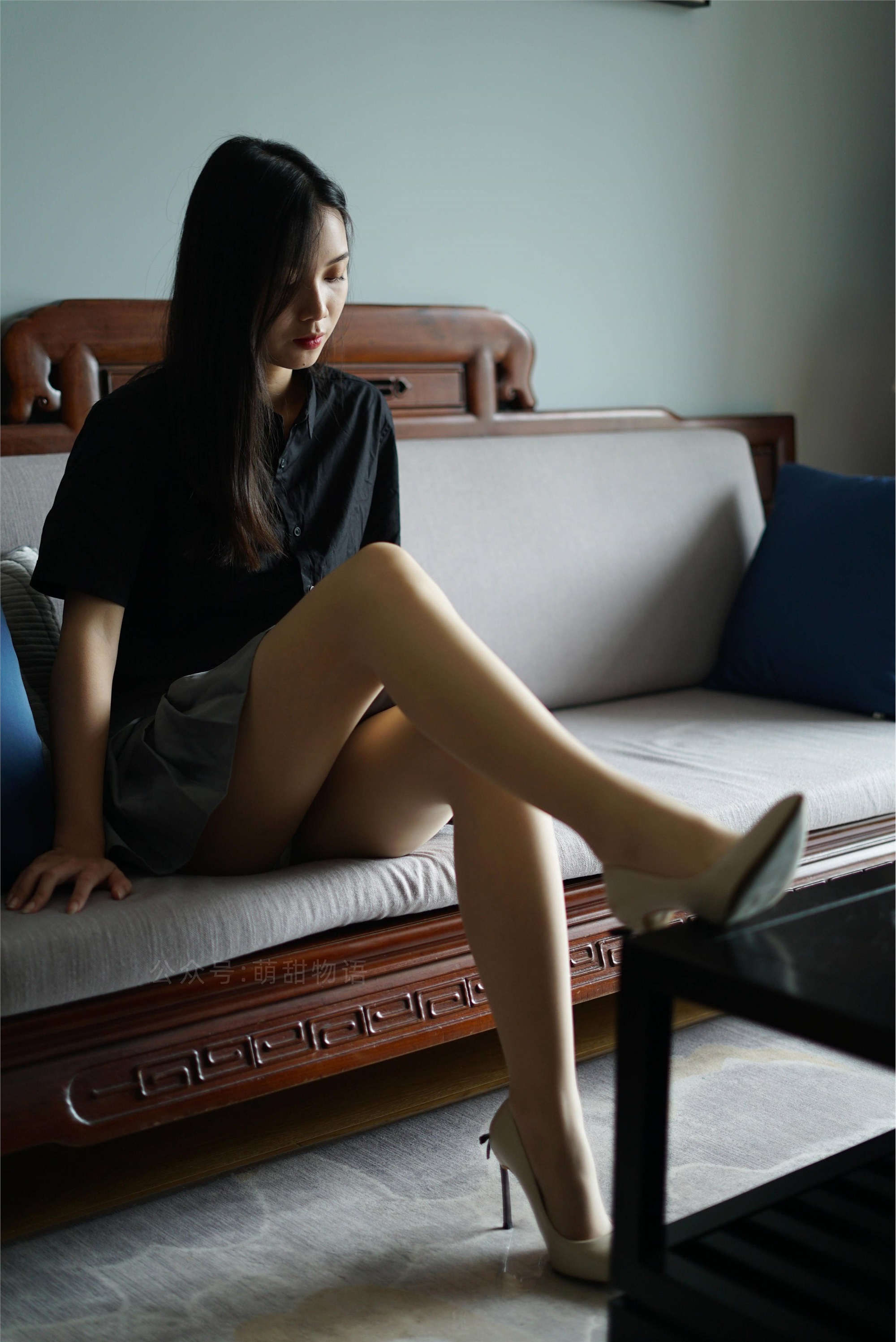 萌甜物语 XM121《短裙黑衬衣-小苏》